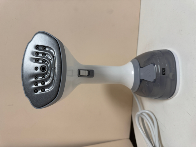 Handheld Fast Heating-up Fabric Wrinkle Remover Steamer Portable Travel Electric Iron Steamer for Clothes