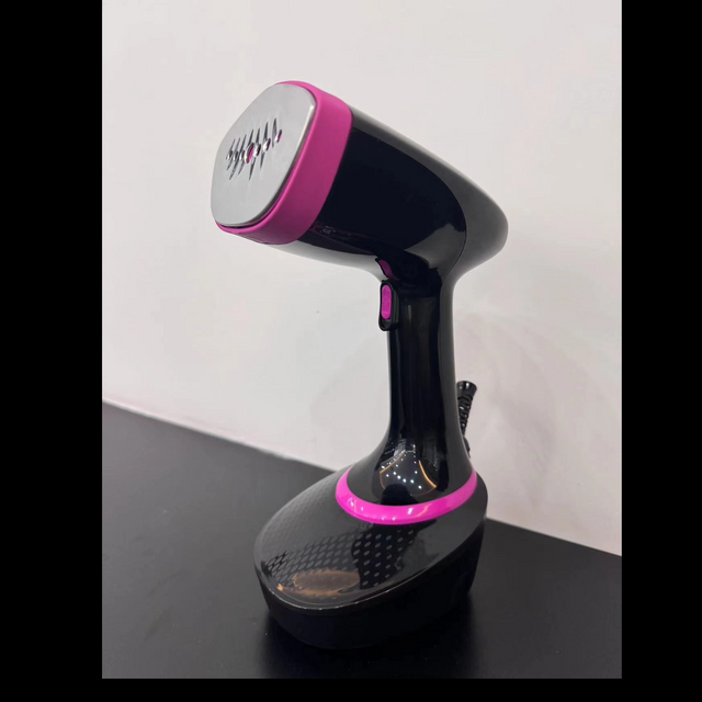 New Arrival Handheld Garment Steamer 220ml Removable Tank Portable Easy to Operate for Cars Hotels Electric Iron