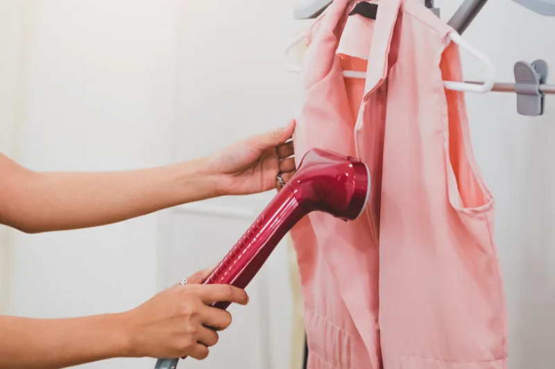 Advantages Of A Portable Steam Iron