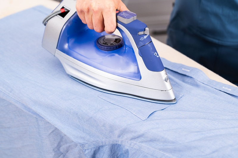 Garment Steam Iron Supplier17